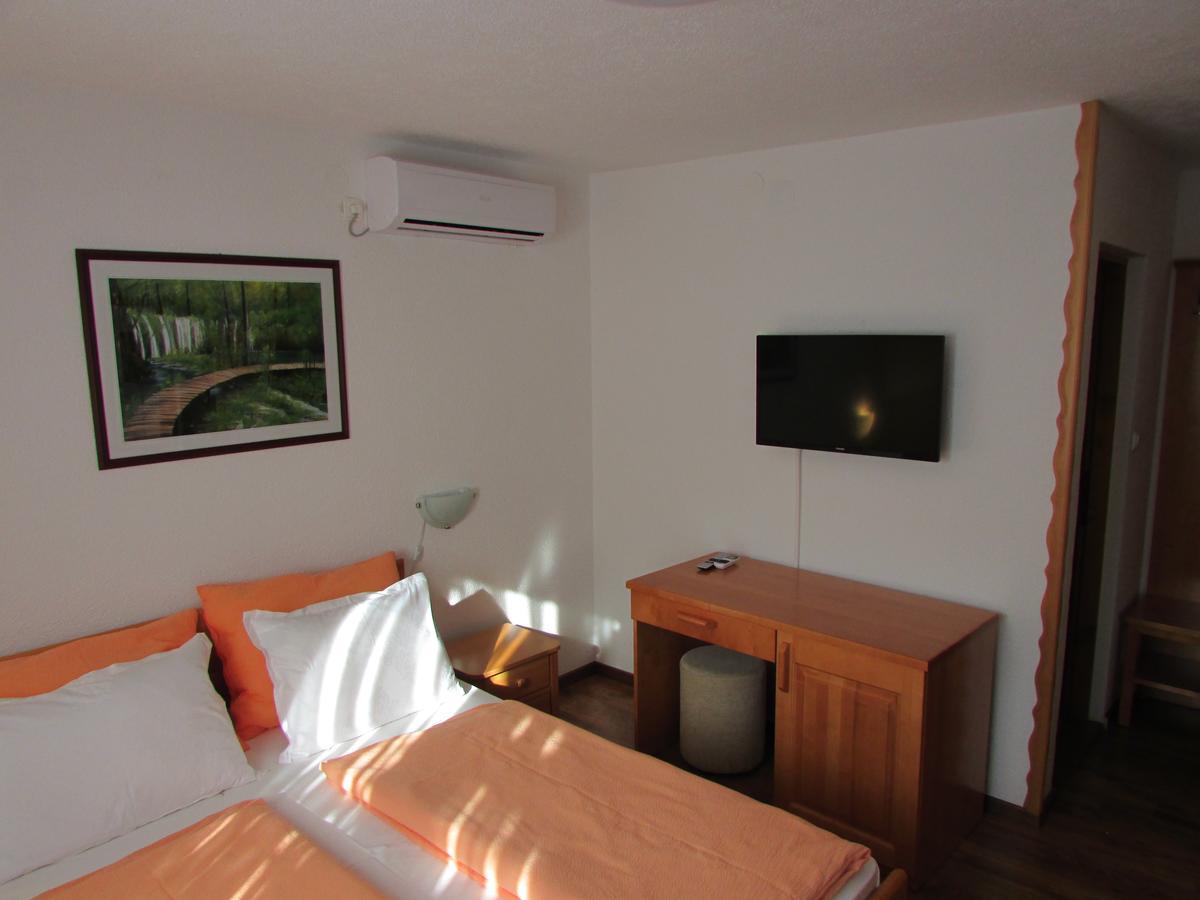 Hotel Pansion Breza Plitvička Jezera Zewnętrze zdjęcie